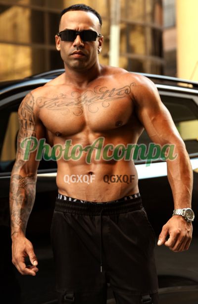 Maurício (21) 99276-9278, garoto de programa em Copacabana (RJ)