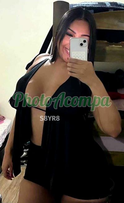 Manu, mulher que faz videochamadas e sexting