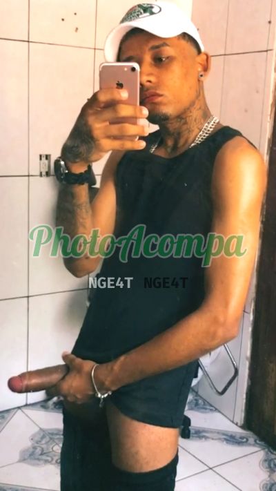 Jhonatham Santos, garoto de programa no Centro (SP)