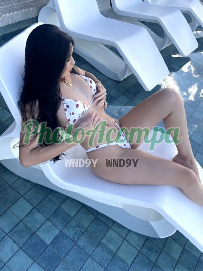 Valentina, mulher que faz massagens eróticas em Goiânia