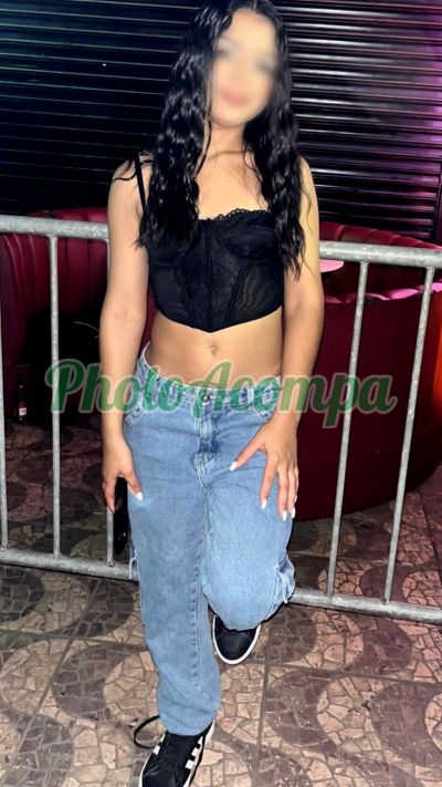 Larissa (21) 95900-8659, Acompanhante em Copacabana (RJ)