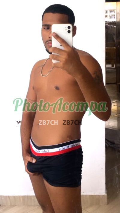 Henrique, garoto de programa em São João de Meriti