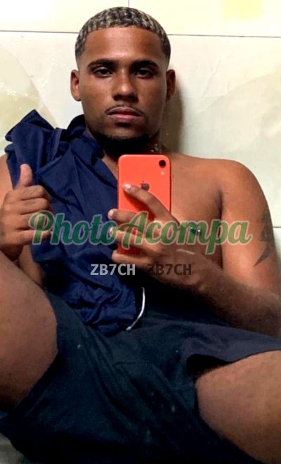Henrique, garoto de programa em São João de Meriti