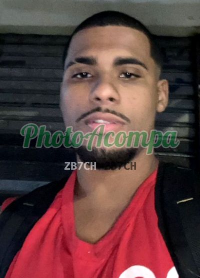 Henrique, garoto de programa em São João de Meriti