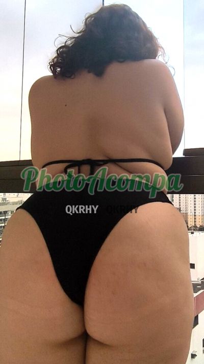 Nanda, mulher que faz videochamadas e sexting