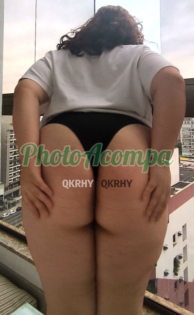 Nanda, mulher que faz videochamadas e sexting