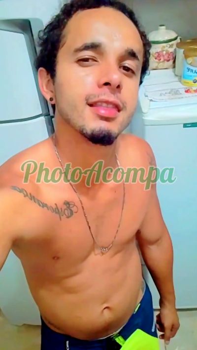 Erre Farias (21) 99379-7315, garoto de programa em Nova Iguaçu