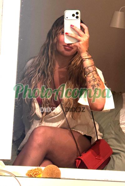 Hanna (21) 97704-6996, travesti que faz massagens eróticas no Rio de Janeiro