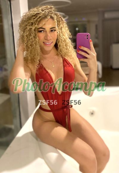 Priscila, travesti em Cascavel