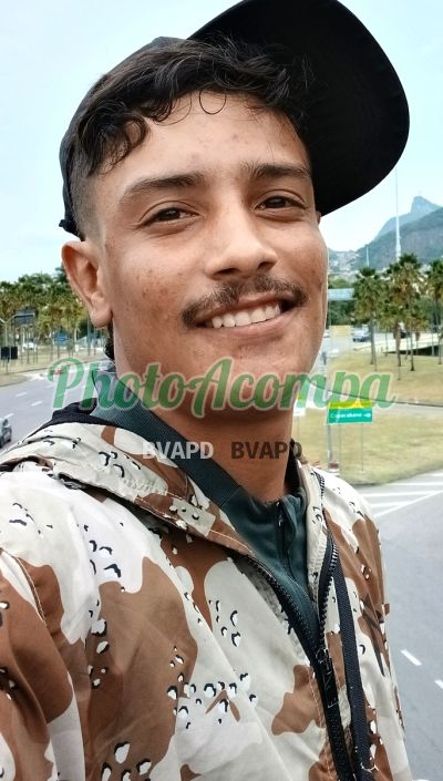 Carlos Eduardo (21) 95910-2239, garoto de programa no Centro (RJ)