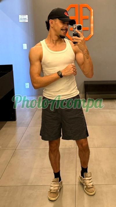 Renzo Luzzon, garoto de programa em Campinas