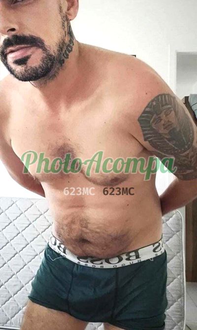 Robbie, garoto de programa em São Paulo