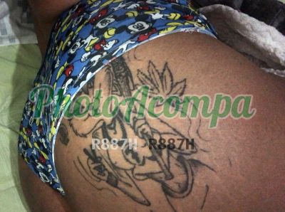 Cristhal, mulher que faz videochamadas e sexting