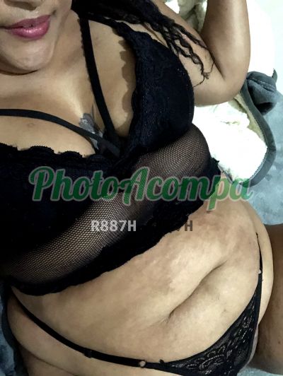 Cristhal, mulher que faz videochamadas e sexting