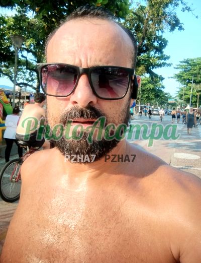 Massagista, homem que faz massagens eróticas em Santos