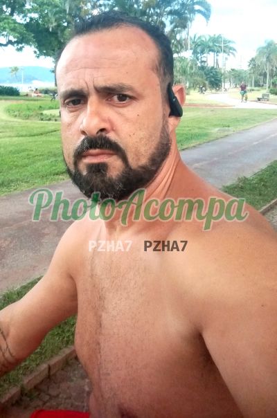 Massagista, homem que faz massagens eróticas em Santos