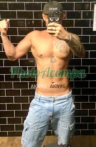 John Carioca, garoto de programa no Rio de Janeiro