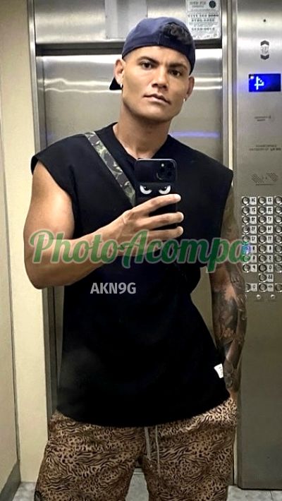 John Carioca, garoto de programa no Rio de Janeiro