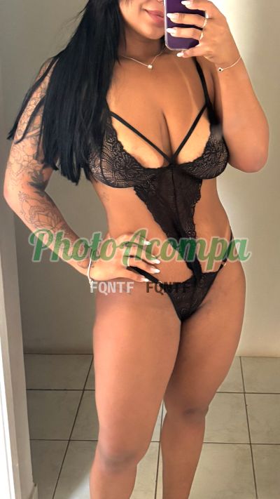 Aline, acompanhante em Brasília