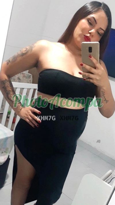 Thalita, mulher que faz videochamadas e sexting