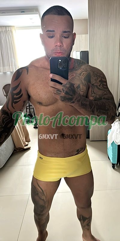 Rafael Grosso, garoto de programa no Centro (RJ)