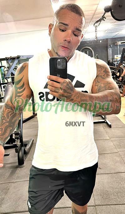 Rafael Grosso, garoto de programa no Centro (RJ)