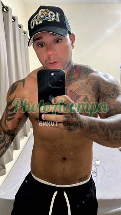 Rafael Grosso, garoto de programa no Centro (RJ)