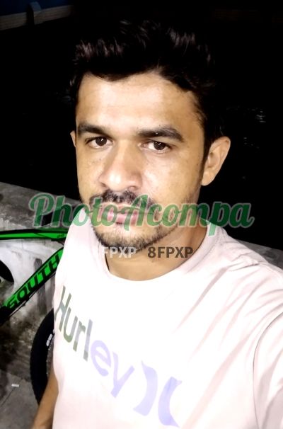 Fernando, garoto de programa no Guarujá