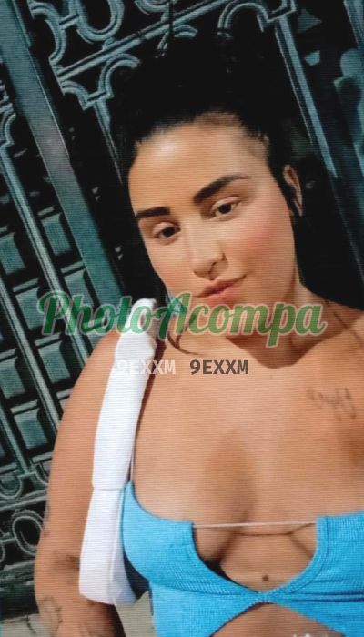 Aléxia, garota de programa em Santos
