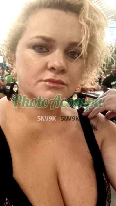 Leila (31) 98498-9220, mulher que faz massagens eróticas em Belo Horizonte