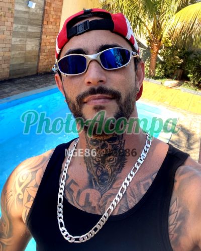 Bruno Fonseca, homem que faz massagens eróticas em Praia Grande