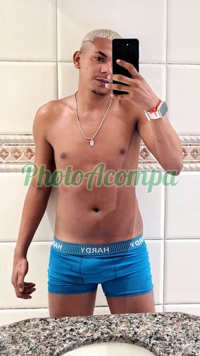 Felipe (92) 99274-4092, garoto de programa no Centro (RJ)