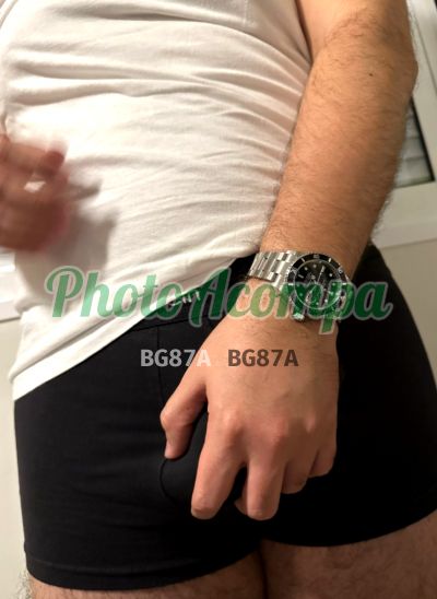 Arturo Aranjuez, homem que faz massagens eróticas em São José dos Campos