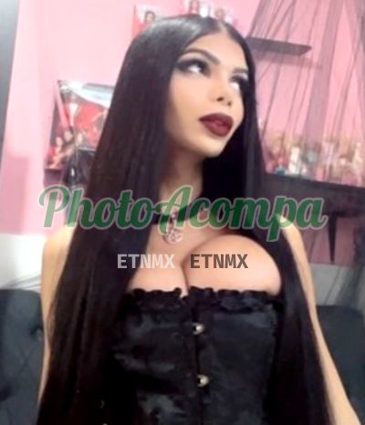 Aryella Nefertiti, trans em Bela Vista (SP)
