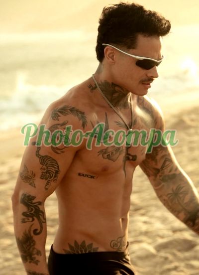 Lucas Vitor (21) 97338-8235, garoto de programa em Copacabana (RJ)