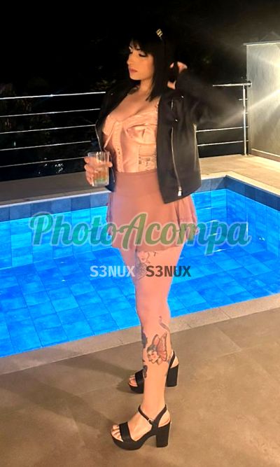 Miley Martini, garota de programa em Curitiba