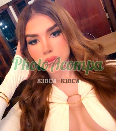 Nicolle Lima, travesti em Copacabana (RJ)