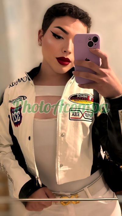 Jade, travesti em Curitiba