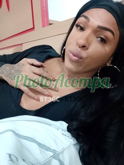 Anna Letícia, travesti na Zona Norte (SP)
