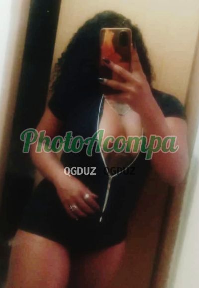 Bombom, escort em Pindamonhangaba