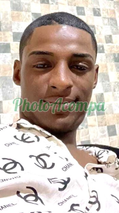 Vinícius (21) 99911-0821, garoto de programa em Bonsucesso (RJ)