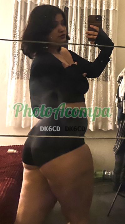 Gabi, mulher que faz videochamadas e sexting