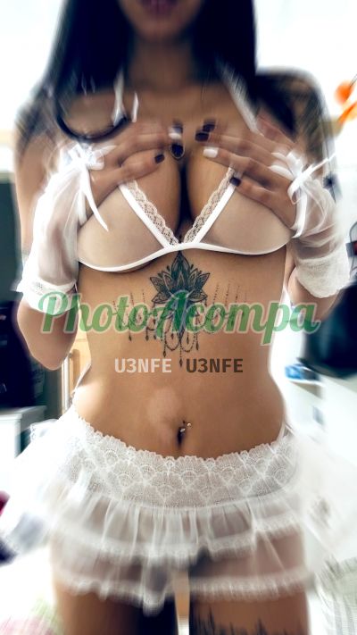 Emilly Fuller, mulher que faz videochamadas e sexting