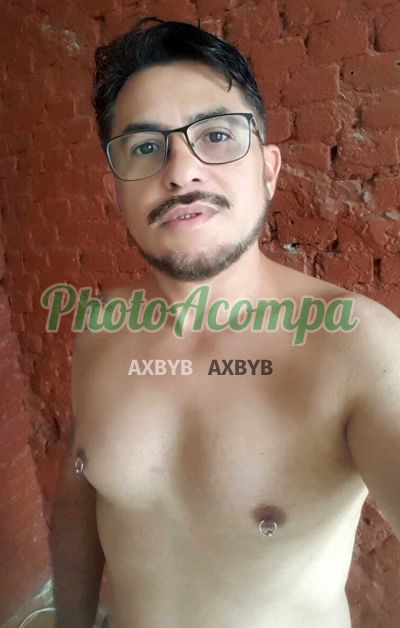 Robson Silva, homem que faz massagens eróticas em Santos