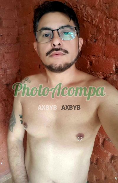 Robson Silva, homem que faz massagens eróticas em Santos