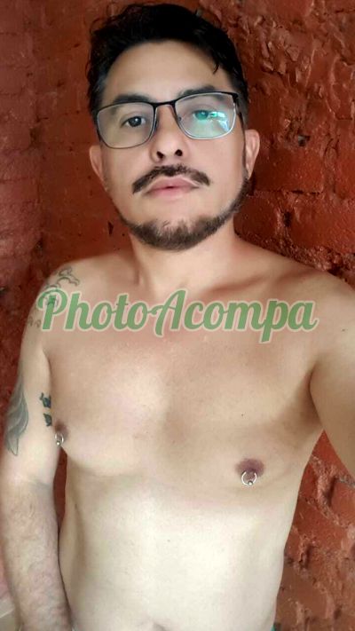 Robson Silva, homem que faz massagens eróticas em Santos