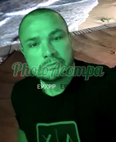 Rodrigo Comendador (21) 96406-9668, homem que faz massagens eróticas no Recreio dos Bandeirantes (RJ)