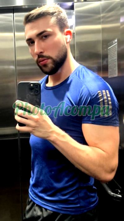 Roberto Malva, garoto de programa na Moóca (SP)