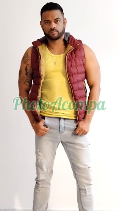 Max Rocha, garoto de programa em Bela Vista (SP)