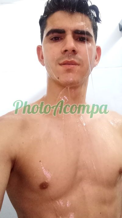 Arthur, garoto de programa em Búzios